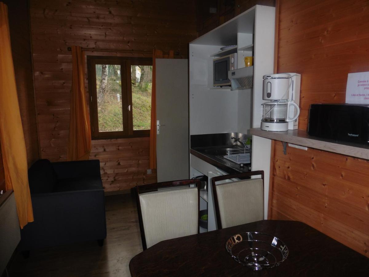 Camping Le Montbartoux Vollore-Ville Luaran gambar