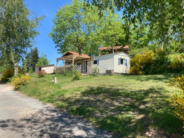 Camping Le Montbartoux Vollore-Ville Luaran gambar
