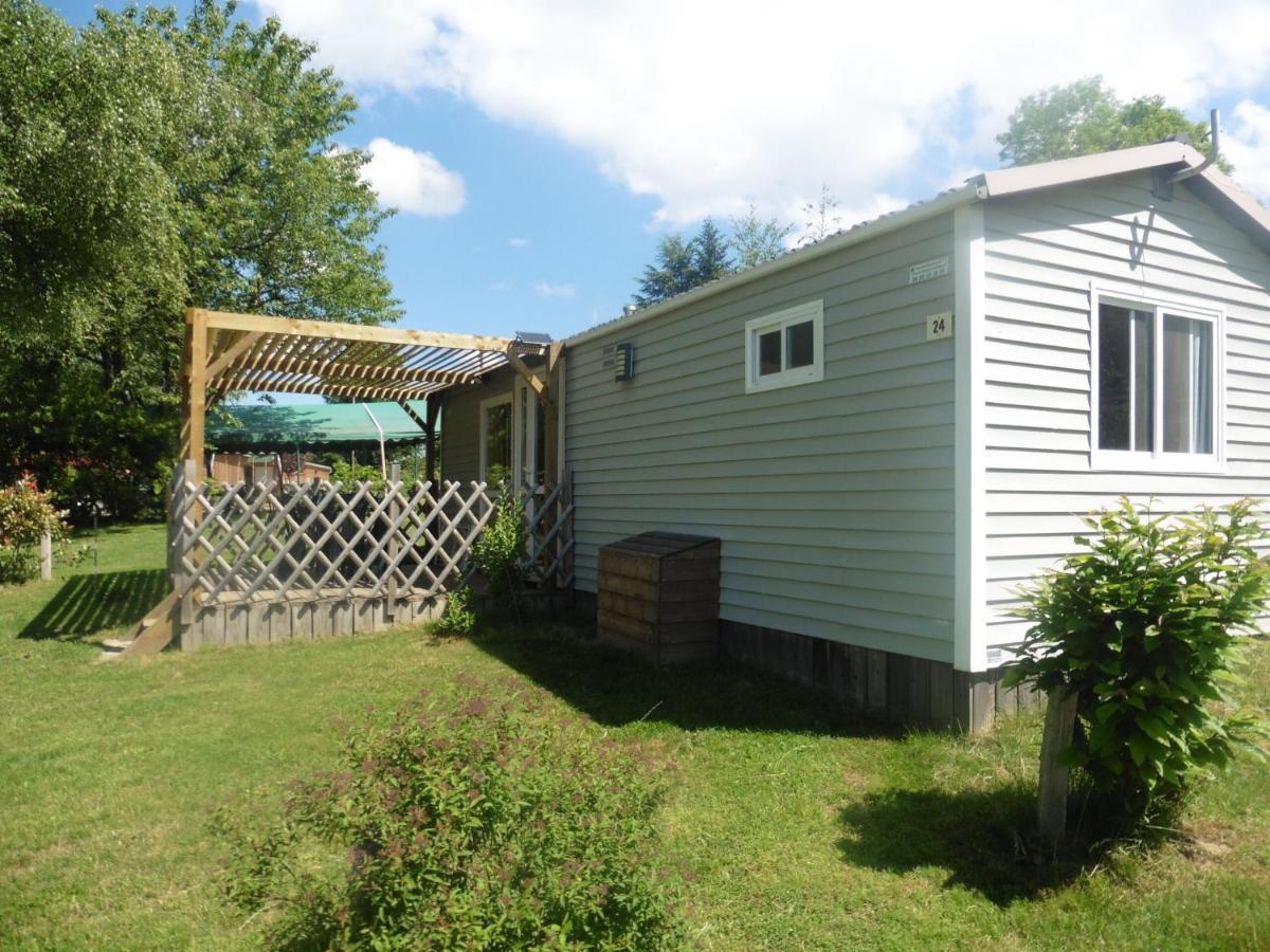 Camping Le Montbartoux Vollore-Ville Luaran gambar
