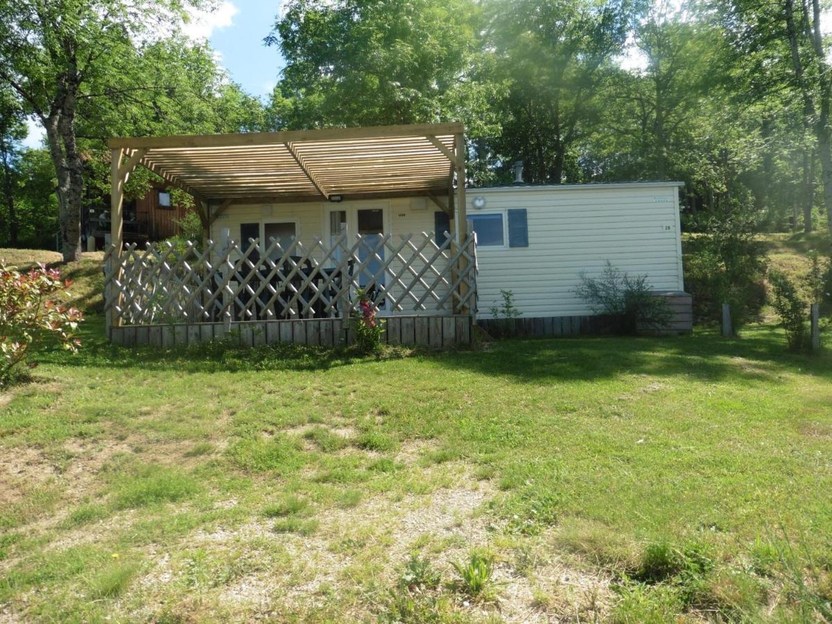 Camping Le Montbartoux Vollore-Ville Luaran gambar