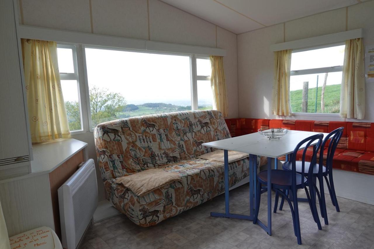 Camping Le Montbartoux Vollore-Ville Luaran gambar