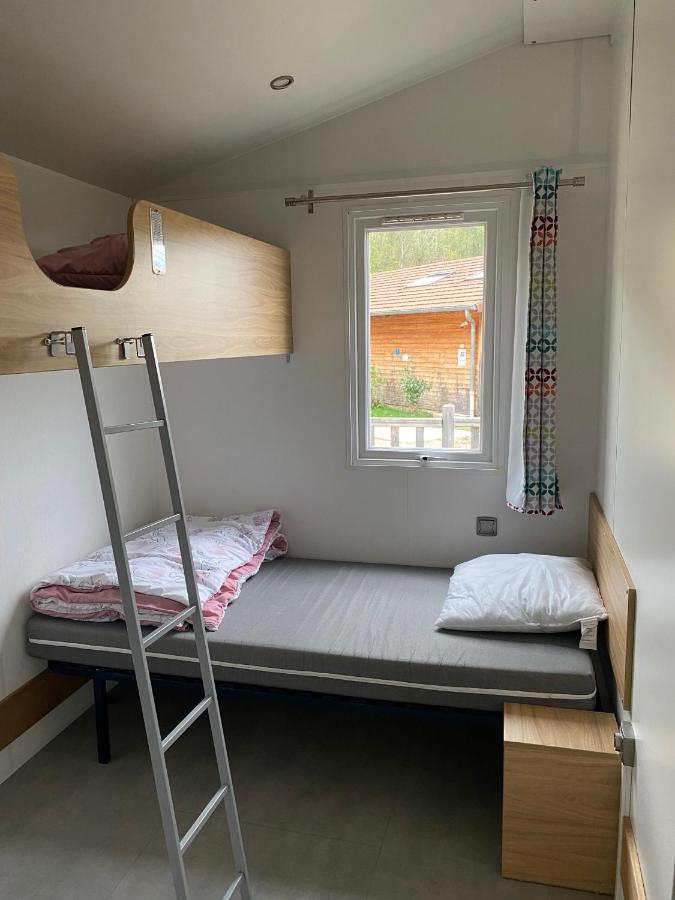 Camping Le Montbartoux Vollore-Ville Luaran gambar