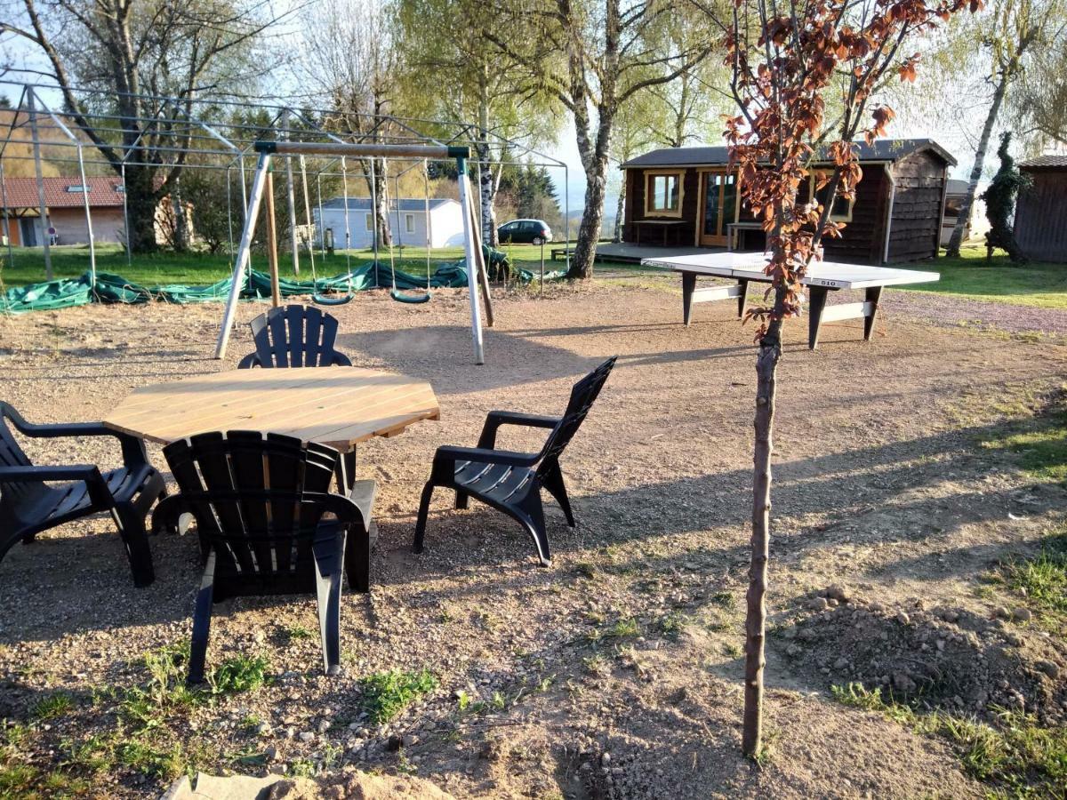 Camping Le Montbartoux Vollore-Ville Luaran gambar