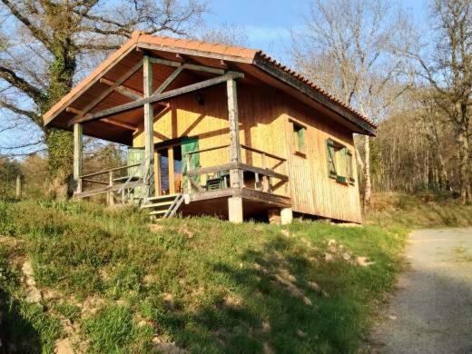 Camping Le Montbartoux Vollore-Ville Luaran gambar